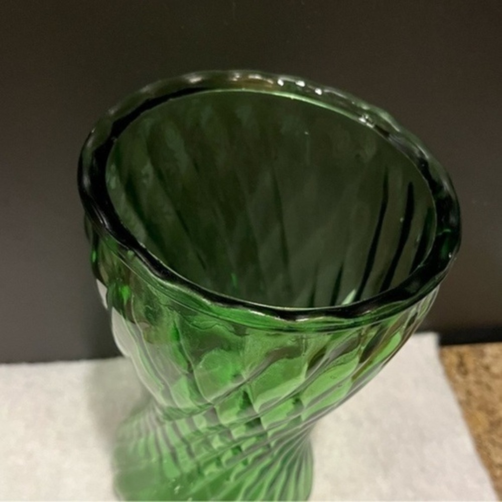 Vintage Randall Vase Green Swirl Pattern 8” - Picture 4 of 15